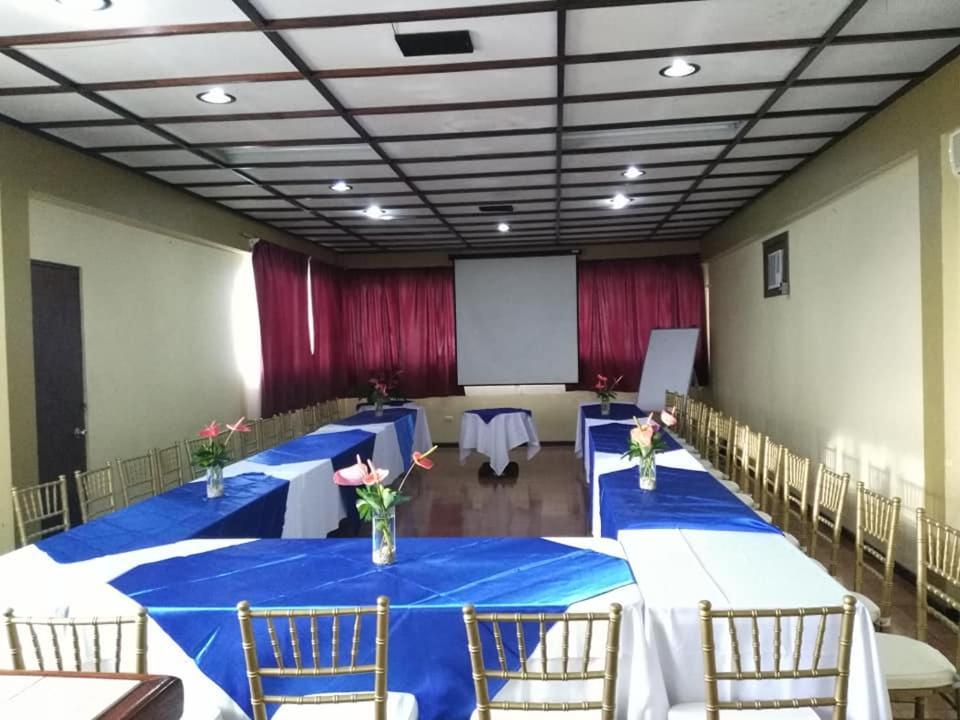 Hotel Wagelia Турриальба Экстерьер фото