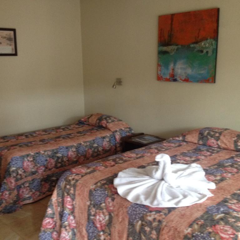 Hotel Wagelia Турриальба Экстерьер фото